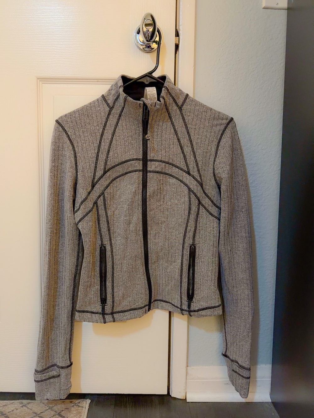 Lululemon gray herringbone athletic jacket
